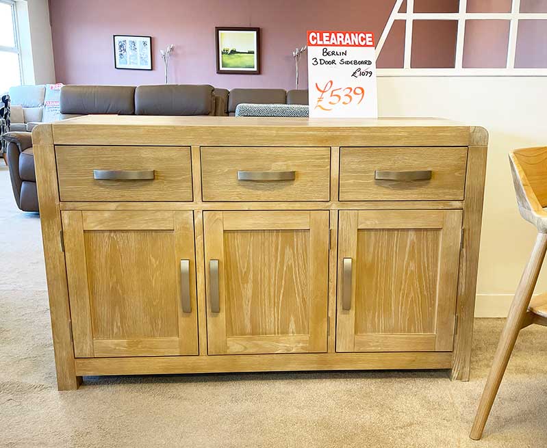 Sideboard with 3 drawers