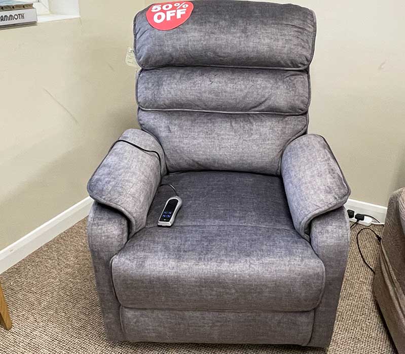 Fiesta Riser Recliner chair