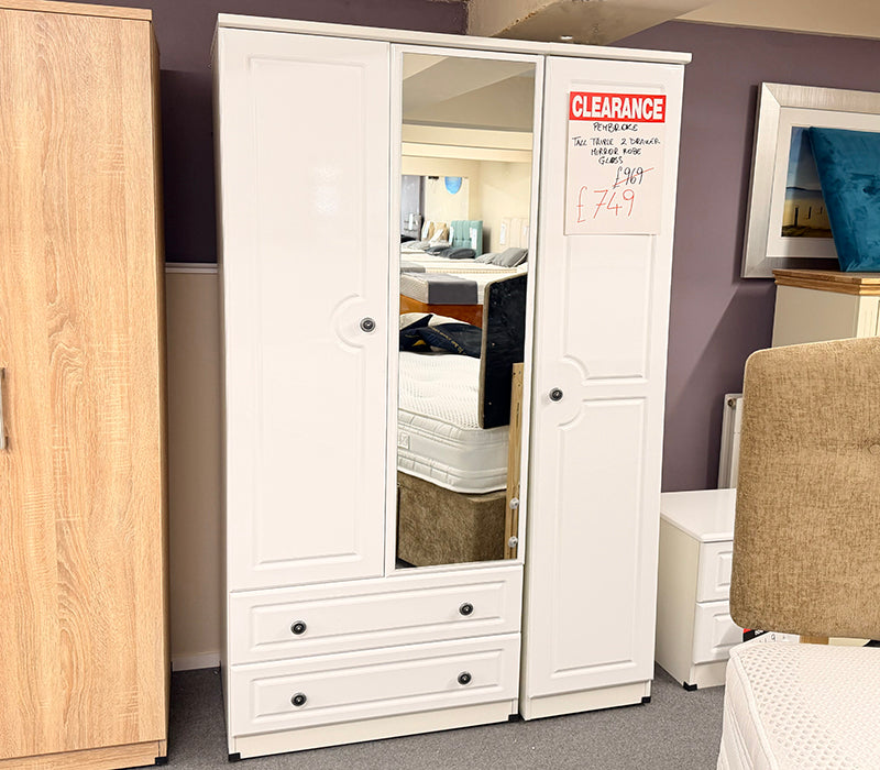 Pembroke Wardrobe white